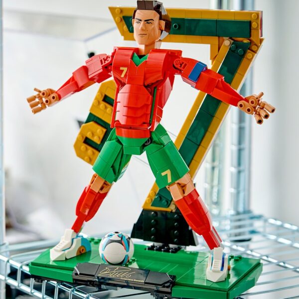 43016 Cristiano Ronaldo Leyenda