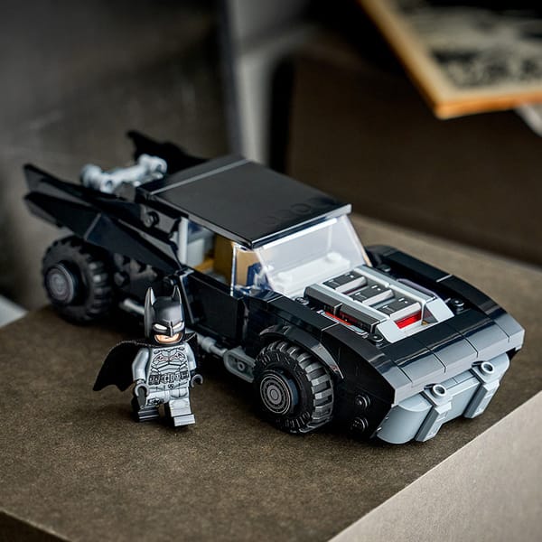 76332 Batman Batmobile